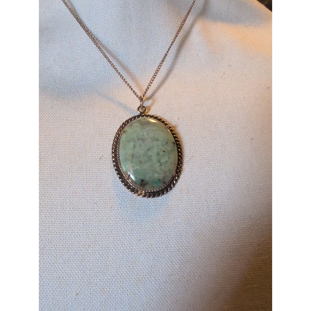 30x 40 Mm Agate ? Gold Tone Necklace